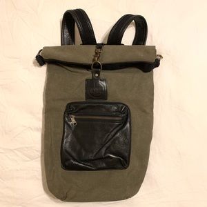 TM 1985 - Vintage Roll Top Backpack